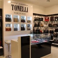 Фото, Торговое оборудование магазин сумок Tonelli, №3