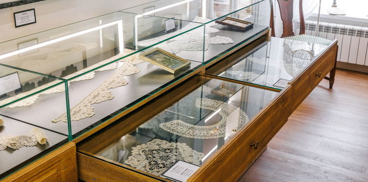 Фото: торговое оборудование музей Кружева, №1